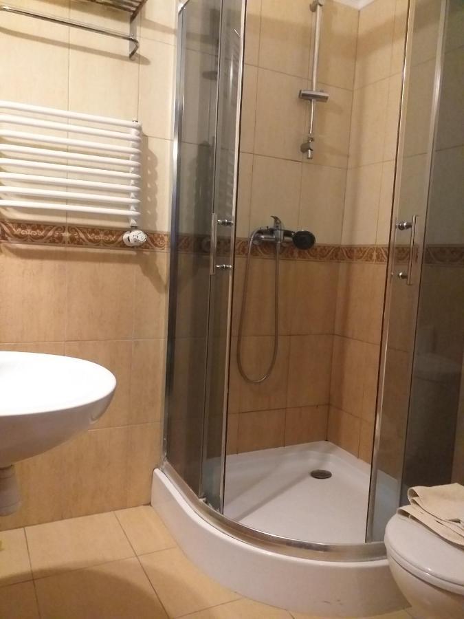 Zielony Dworek Częstochowa Exterior foto