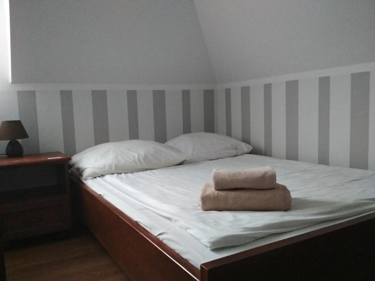 Zielony Dworek Częstochowa Exterior foto