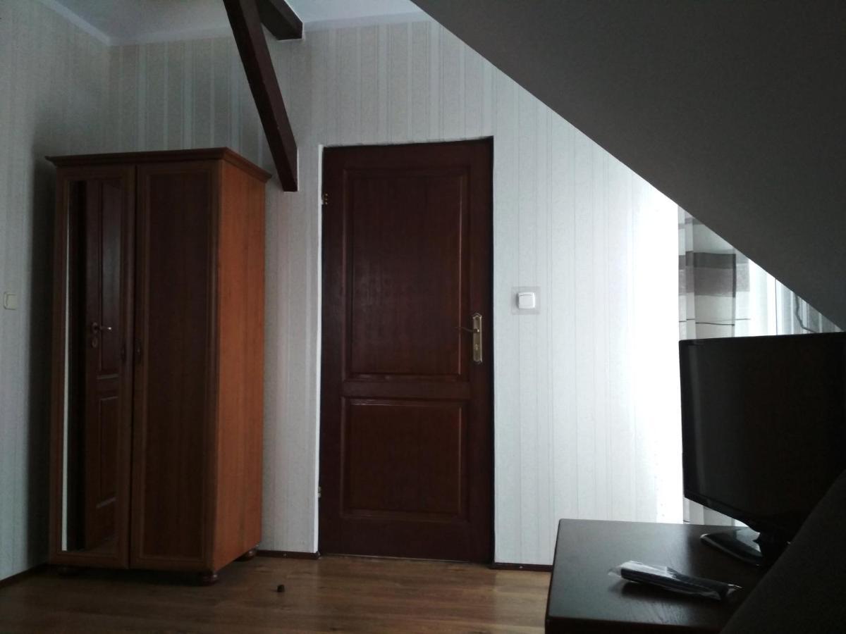 Zielony Dworek Częstochowa Exterior foto