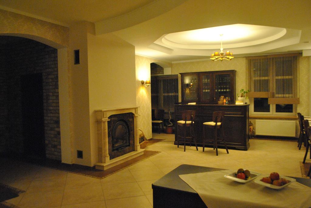 Zielony Dworek Częstochowa Exterior foto