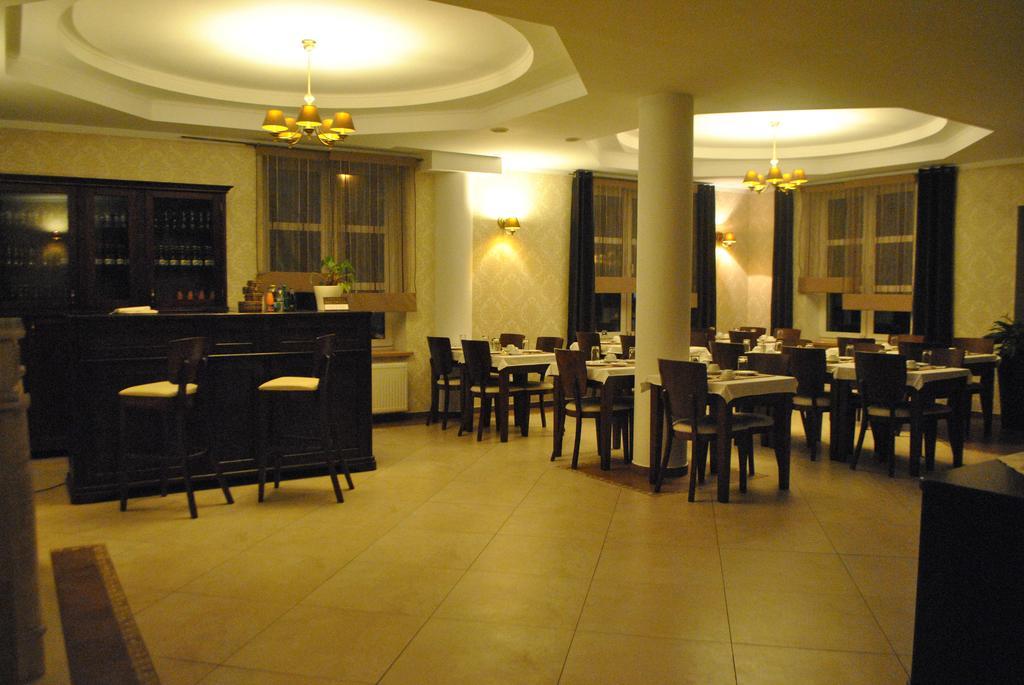 Zielony Dworek Częstochowa Exterior foto